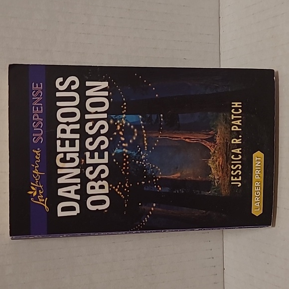 10 Large Print Love Inspired Suspense Inspirational Romance Paperback Books - Picture 8 of 16